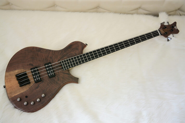 Gabriella S 4 cordes 8