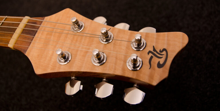 Guitare Gabriella 8