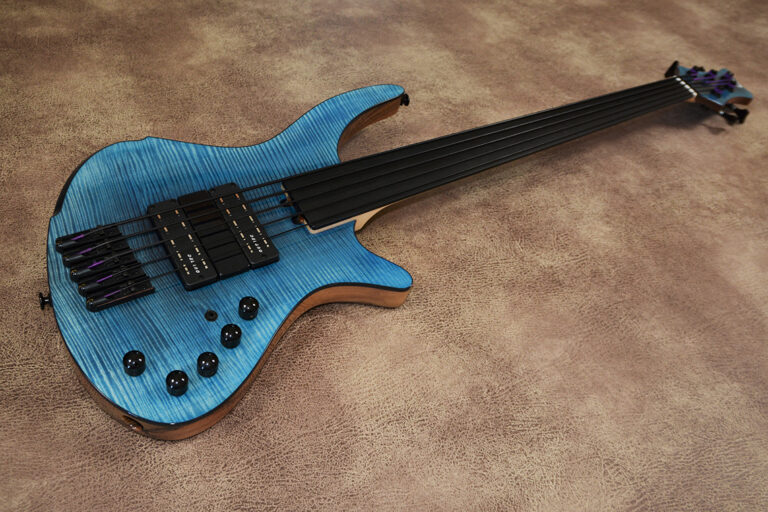 Misiya Fretless 3