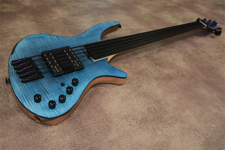 Misiya Fretless 4