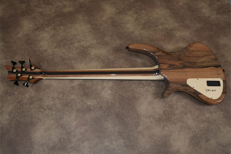Misiya Fretless 7