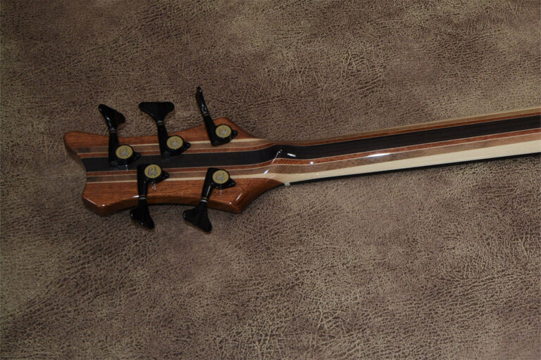 Misiya Fretless 8
