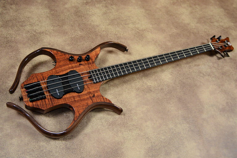 Sirya Deluxe 4 cordes 12