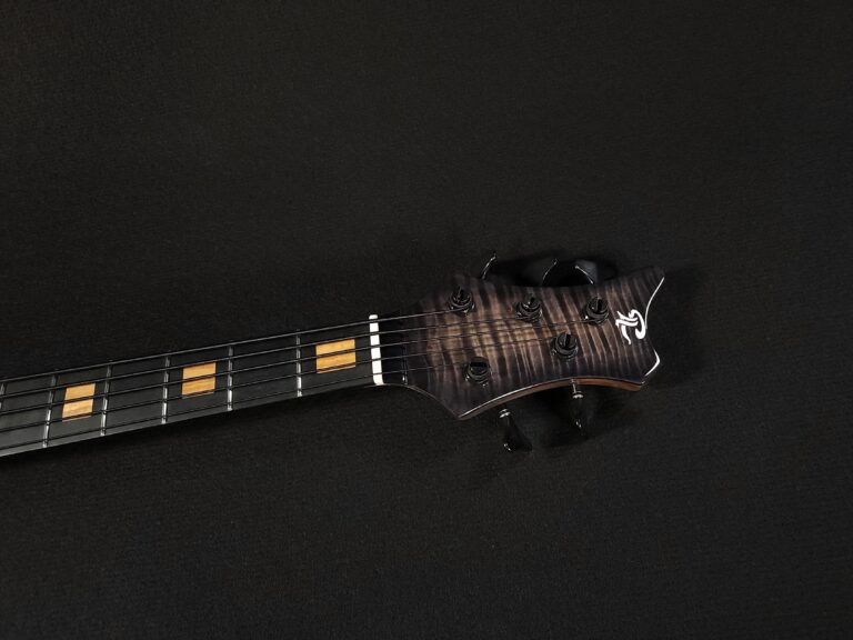 11Misiya 5 strings Lairat