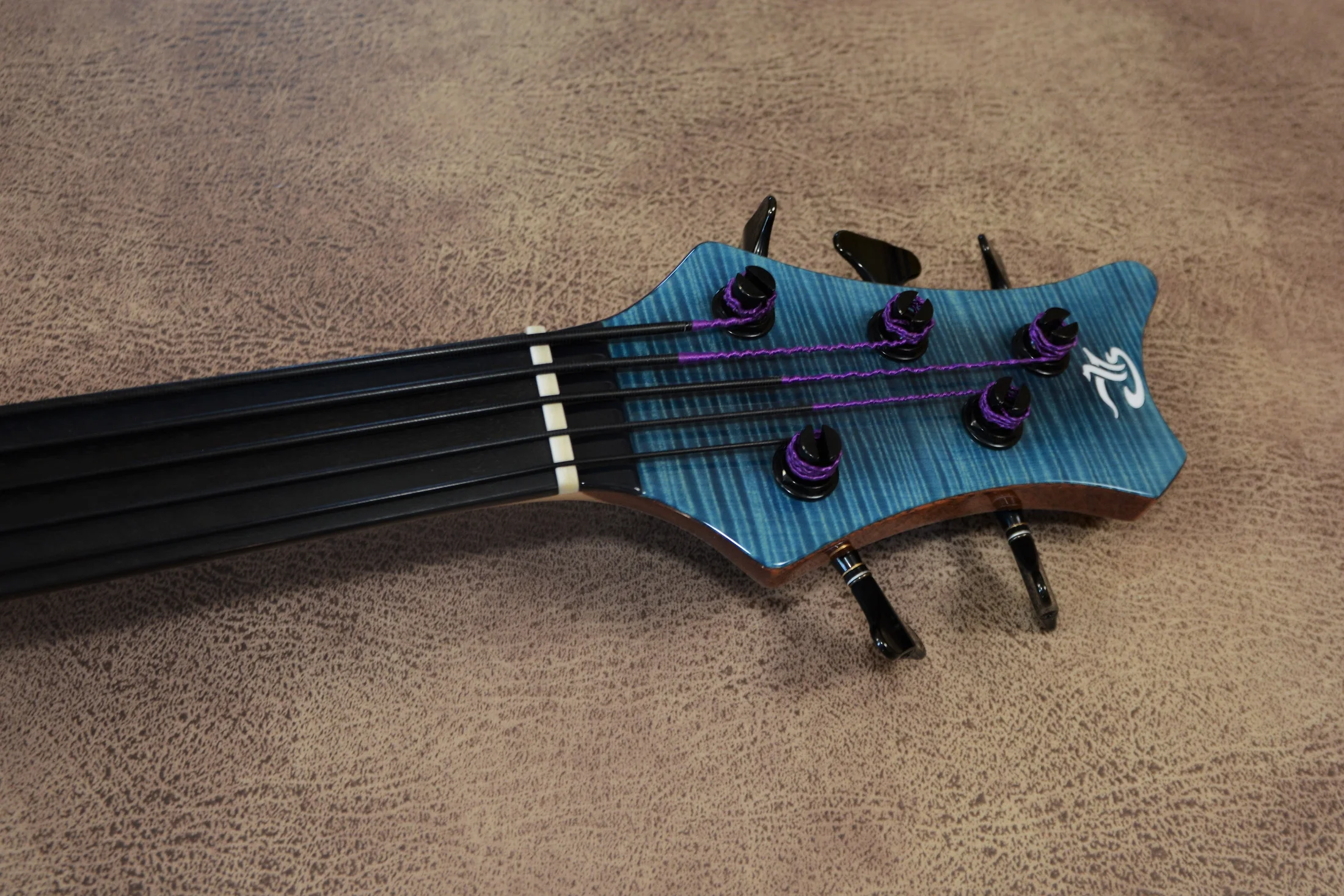 5 Misiya fretless