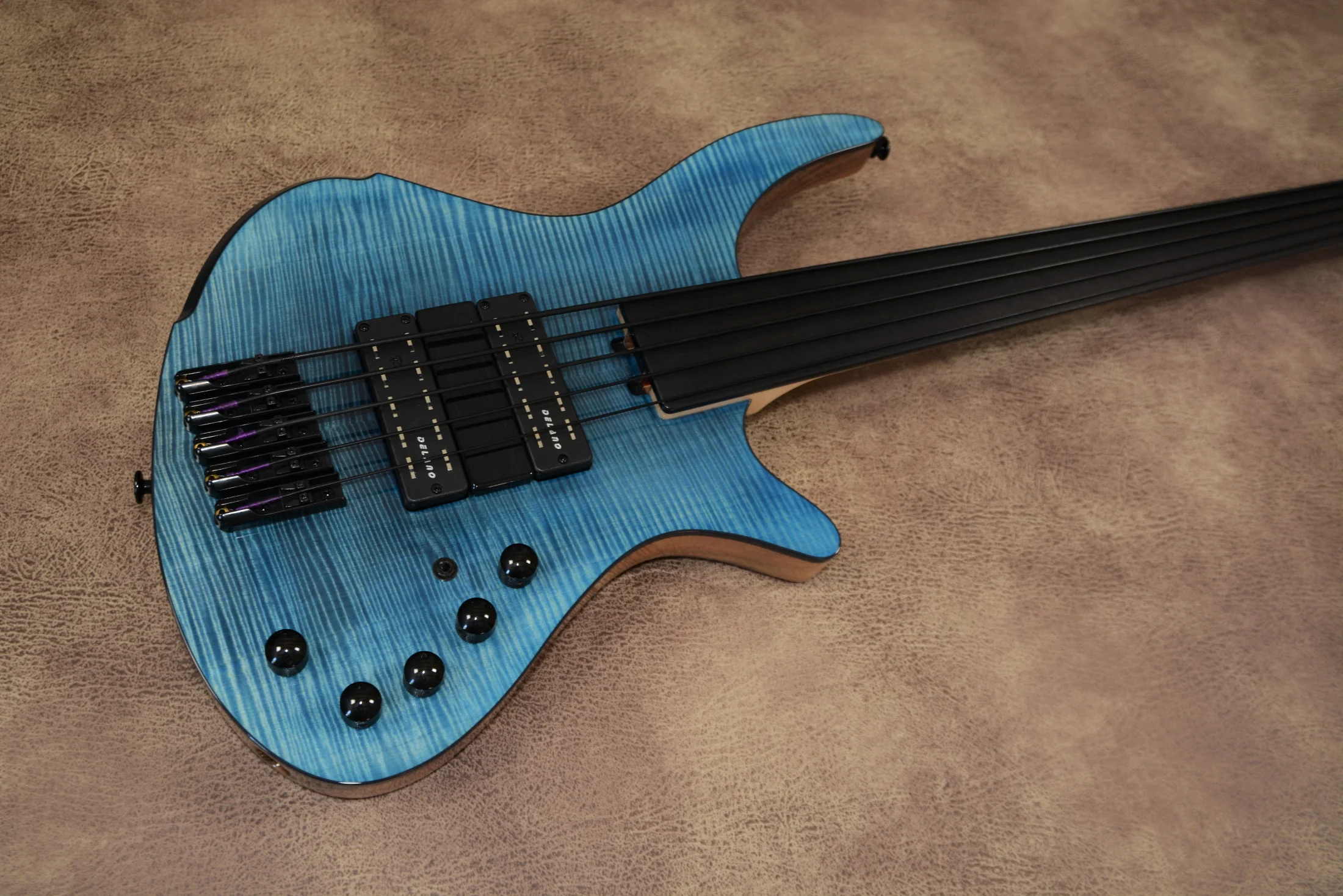 6 Misiya fretless